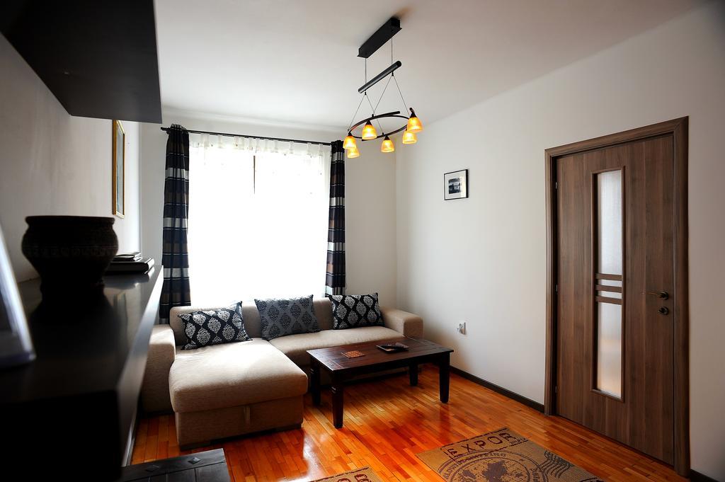 Apartament Downtown Κλουζ-Ναπόκα Δωμάτιο φωτογραφία